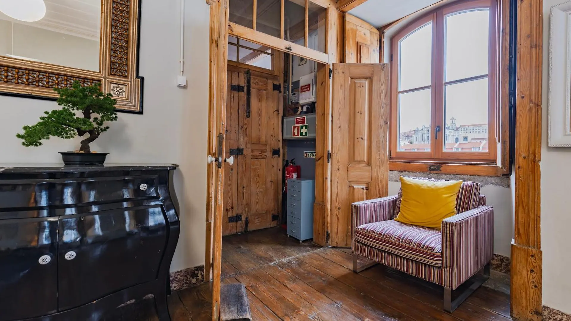 Portuguese Charm Guesthouse By Lovelystay Lisboa 0*,