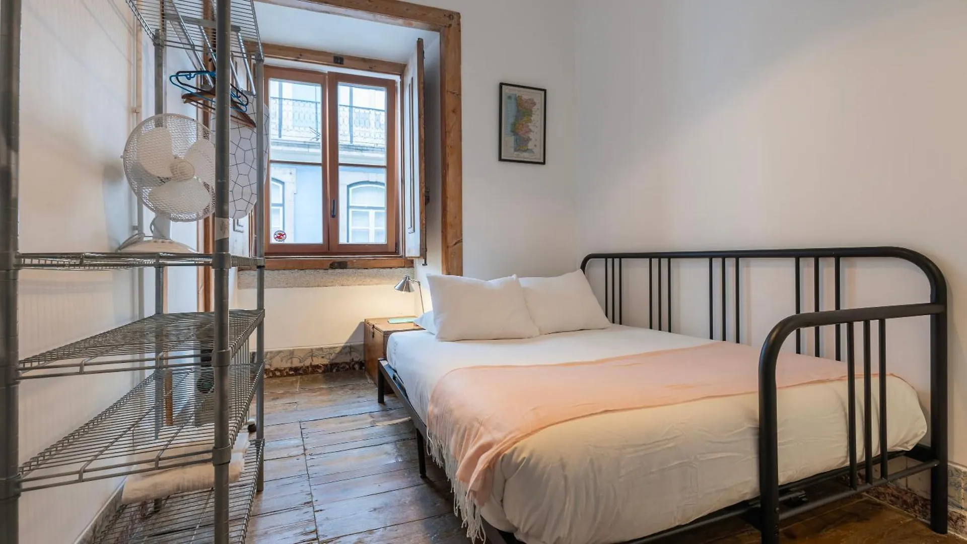 Portuguese Charm Guesthouse By Lovelystay Lissabon Portugal