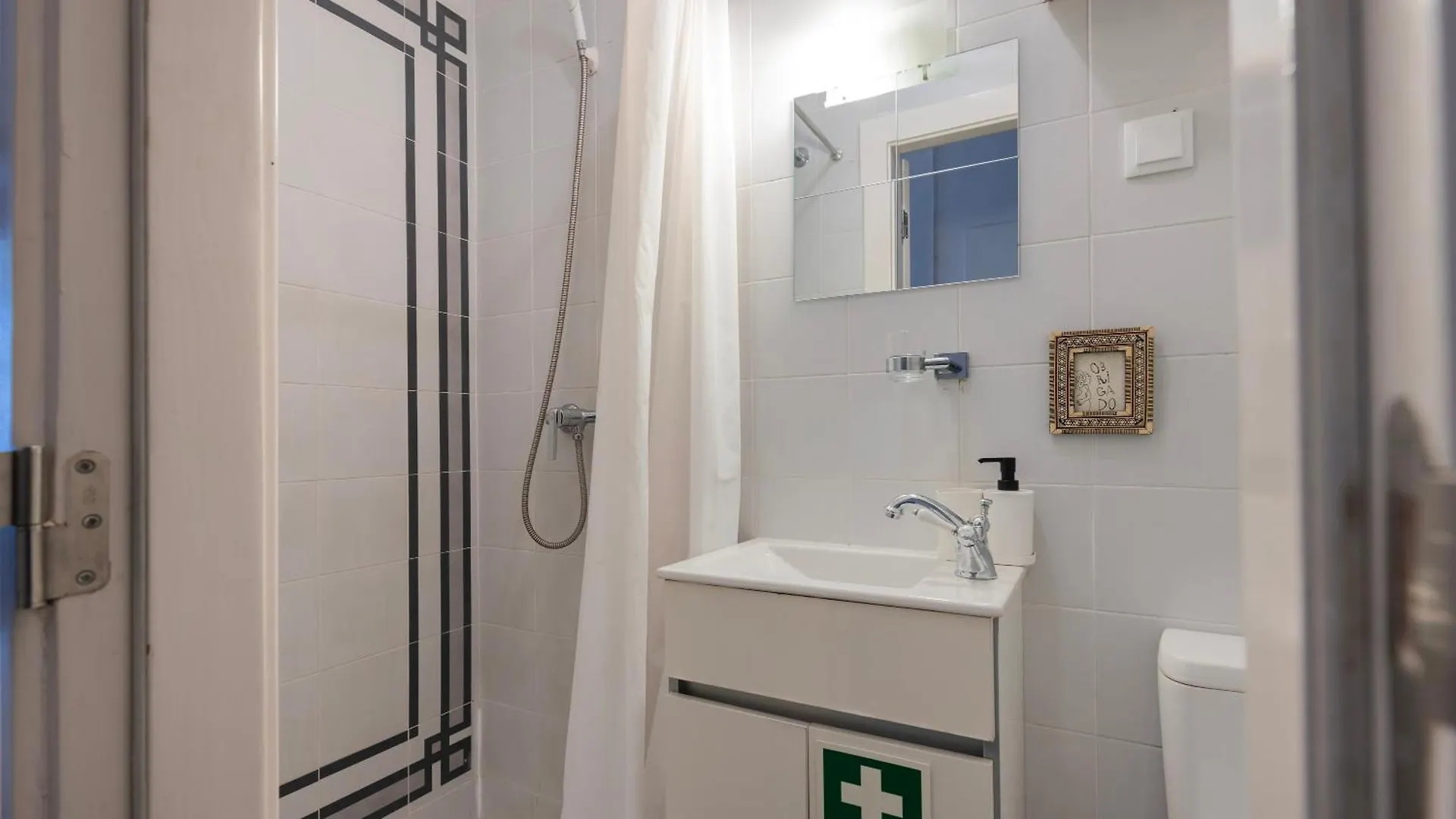 Gasthuis Portuguese Charm Guesthouse By Lovelystay Lissabon Portugal